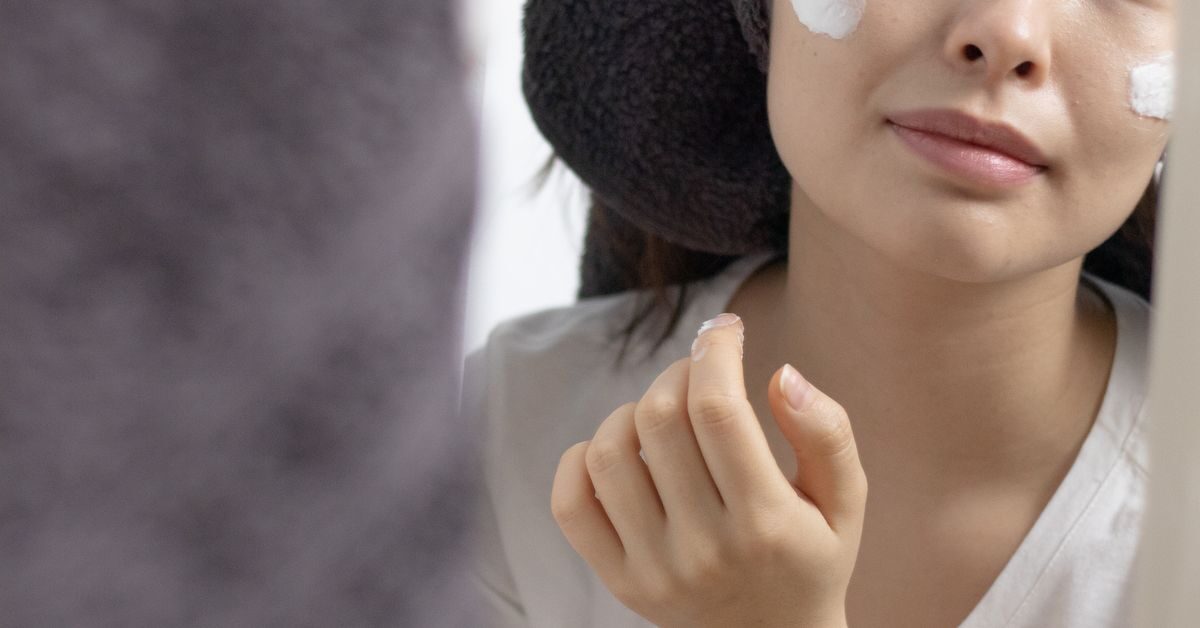 How to Know Your Skin Type: 4 Easy Tests That Work at Home